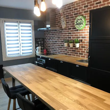 La Charmeraie Apartment